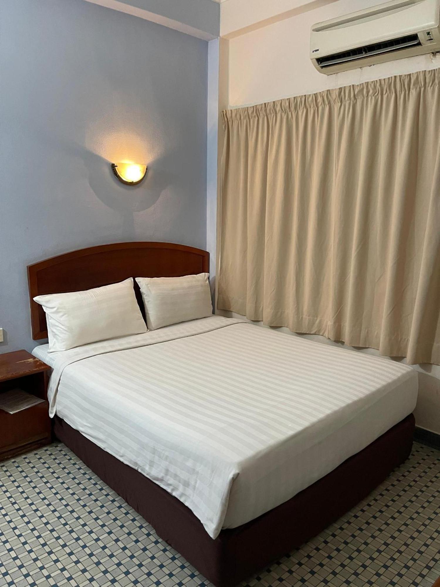 New Caspian Hotel Ipoh Buitenkant foto